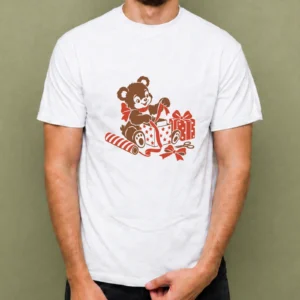Osito Envolviendo Regalos - hombre Osito Envolviendo Regalos, camiseta blanca, hombre